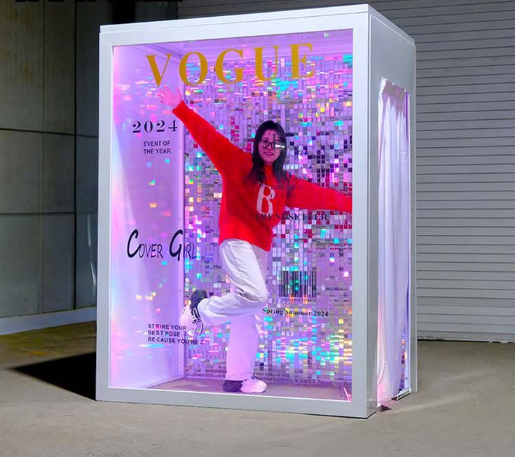 Magazine Box Photo Booth